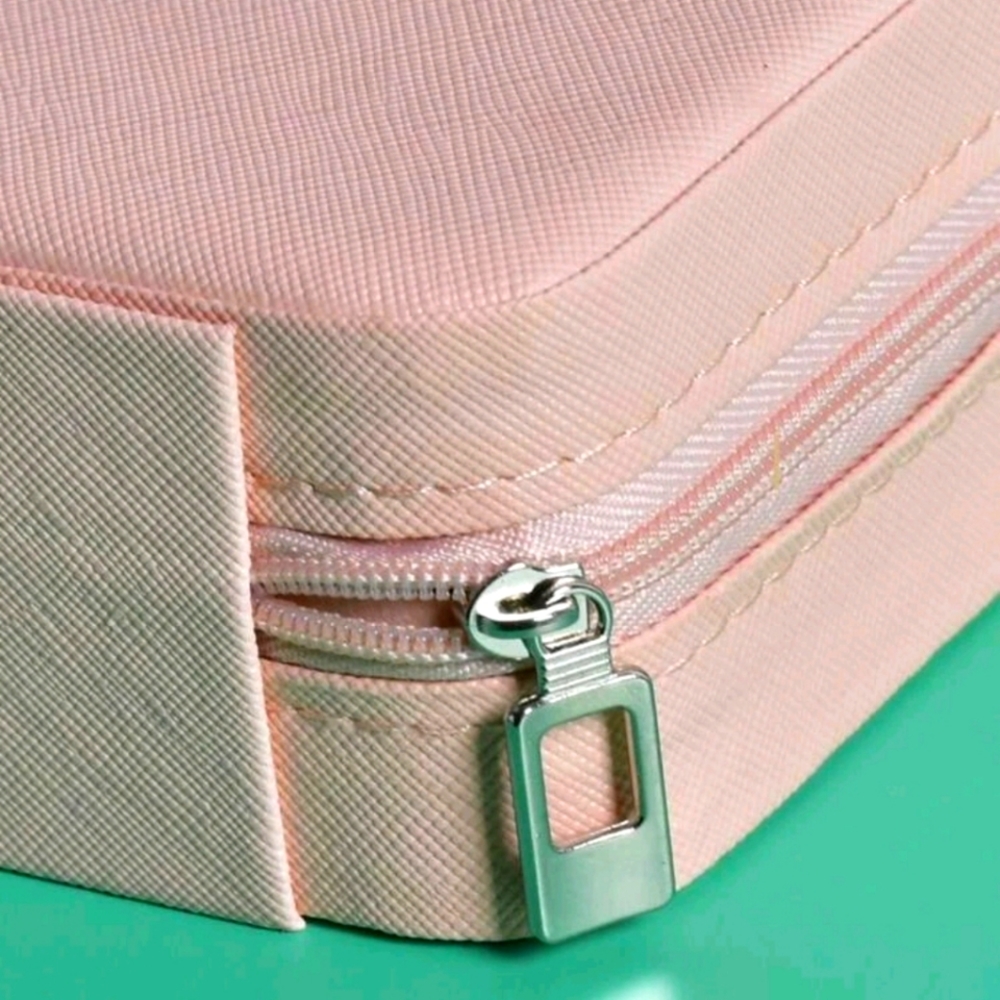 ♡Jewelry Storage Box♡ - Picture 3 of 4